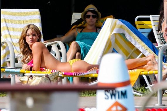 Ashley-Greene-bikini-photos -Staten-Island
